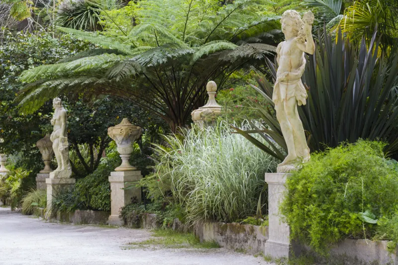 Statues à la Quinta da Regaleira