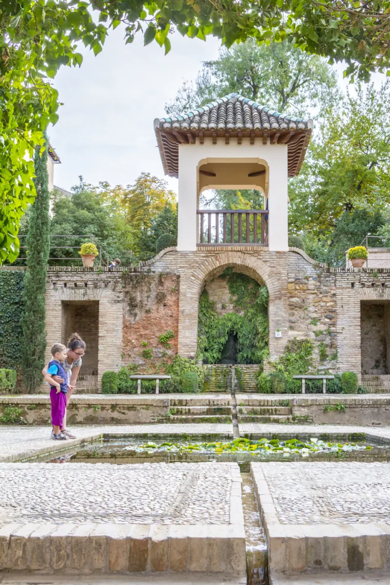 Dans les jardins de l'Alhambra