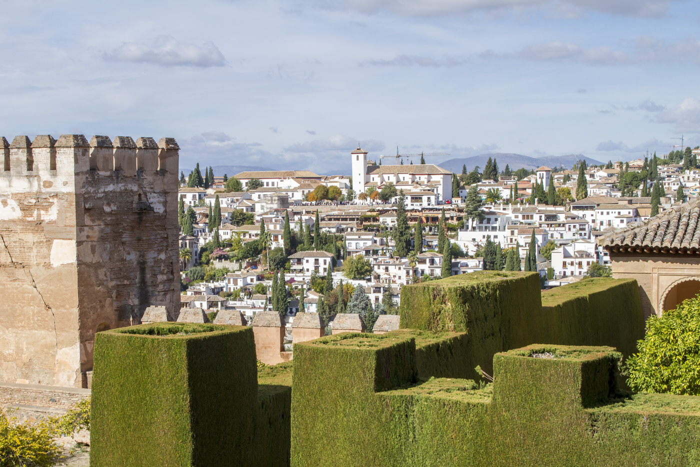Vue sur l'Albaycín depuis les jardins de Generalife